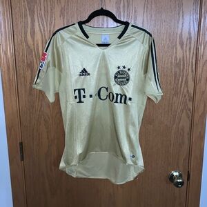 Retro Bayern Munich 04/05 Jerseys